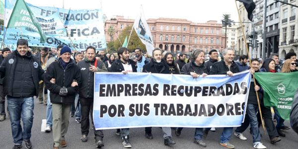 Luchas sociales entre Argentina y Chile. Entrevista a Enrico Riboni