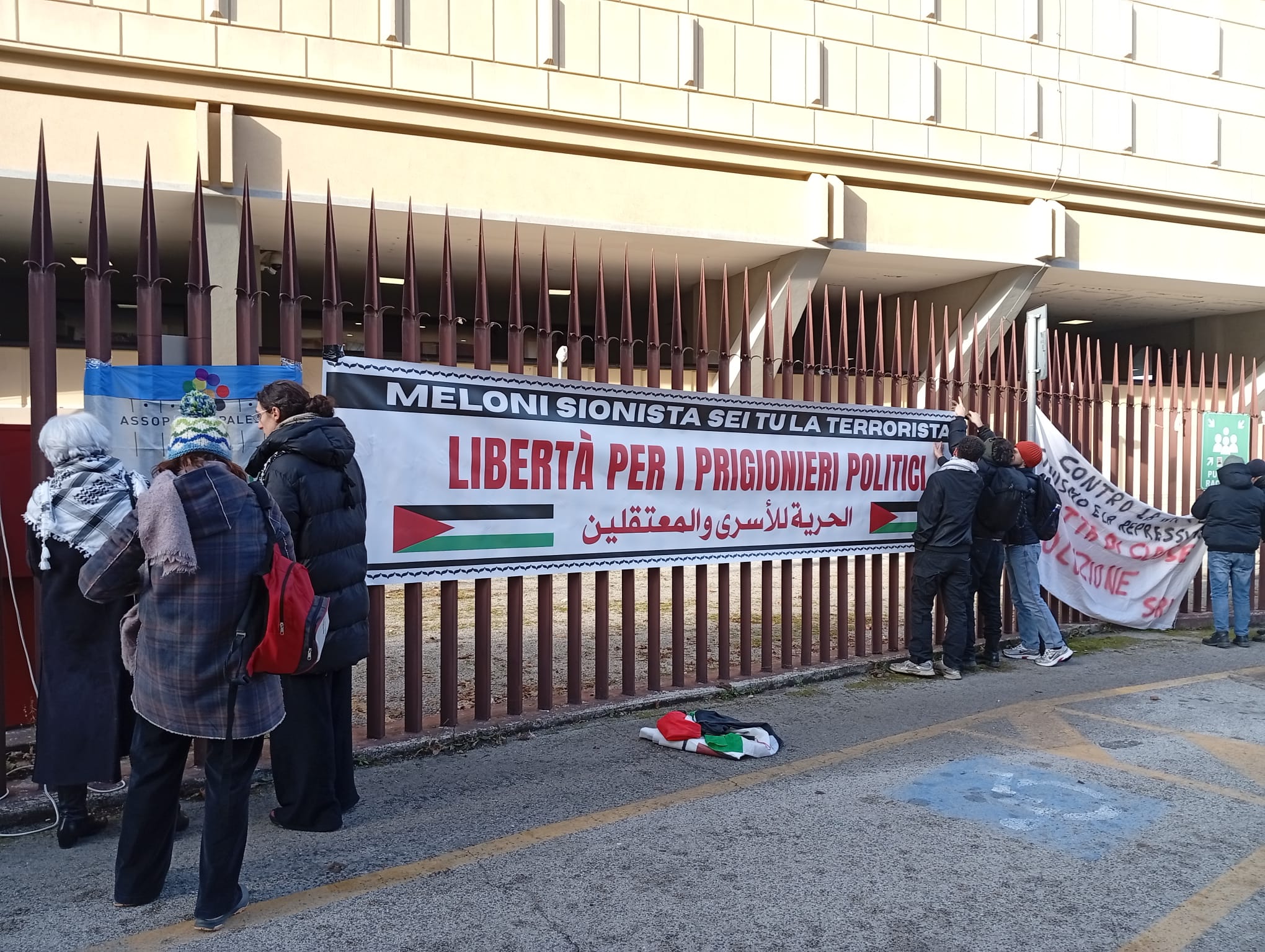 L’Aquila: 5 anni e 6 mesi per Anan, assolti Ali e Mansour nel processo di primo grado contro la resistenza palestinese