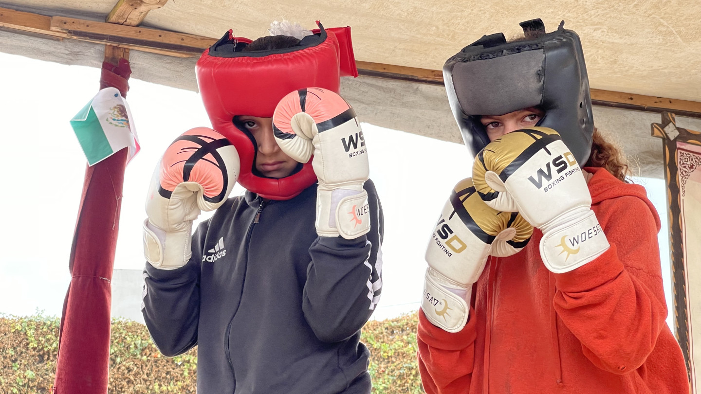 Tra le macerie di Gaza, le ragazze reagiscono, un pugno alla volta