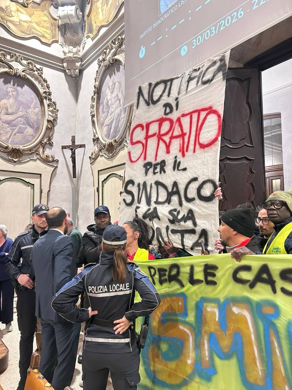 Fuori e contro. Lotte del margine o campo largo.
