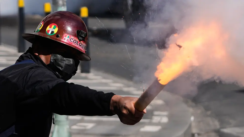 Bolivia: Manifestanti circondano la capitale chiedendo la rinuncia del presidente