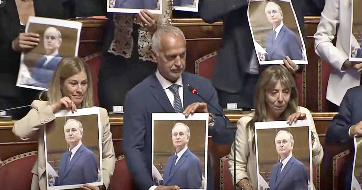 C’hanno insegnato la meraviglia verso la gente che ruba il pane